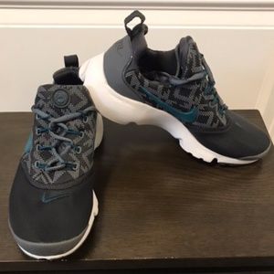 Nike Women's Presto Fly Premium N7 Running Shoe